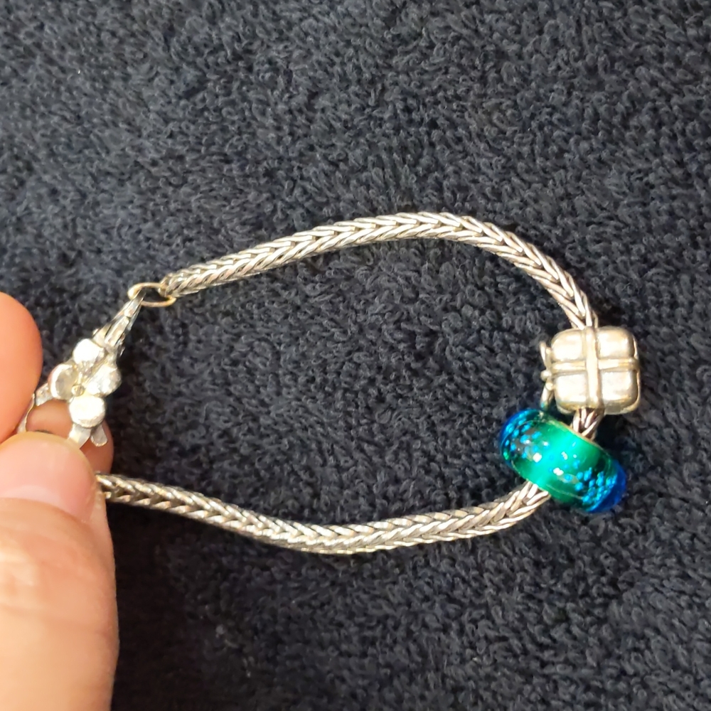 EUC 925 stamped sterling silver Pandora charm bracelet blue green glass bow box